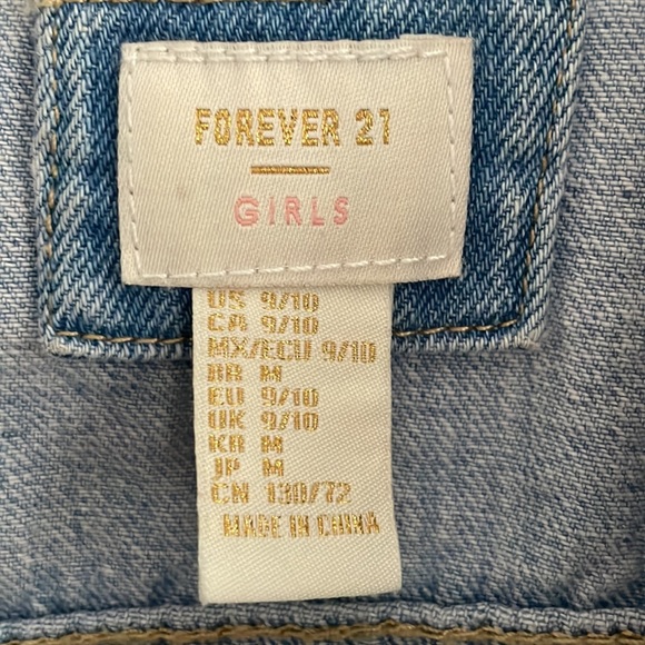 Forever 21 Girls distressed Jean jacket - Picture 2 of 5